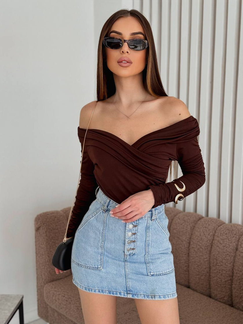 Боді з відкритими плечима