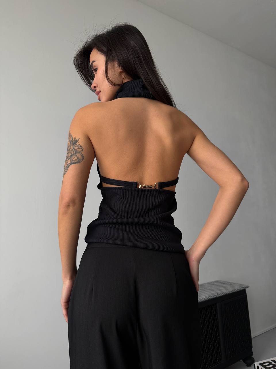 Топ з болеро з золотою застібкою