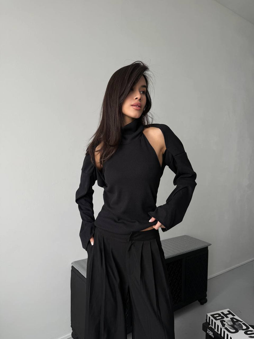 Топ з болеро з золотою застібкою