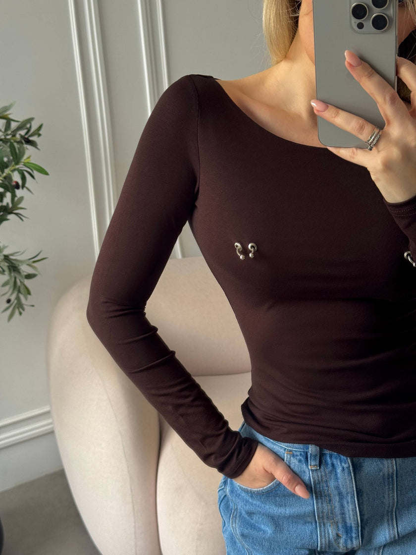 Лонгслів з пірсингом