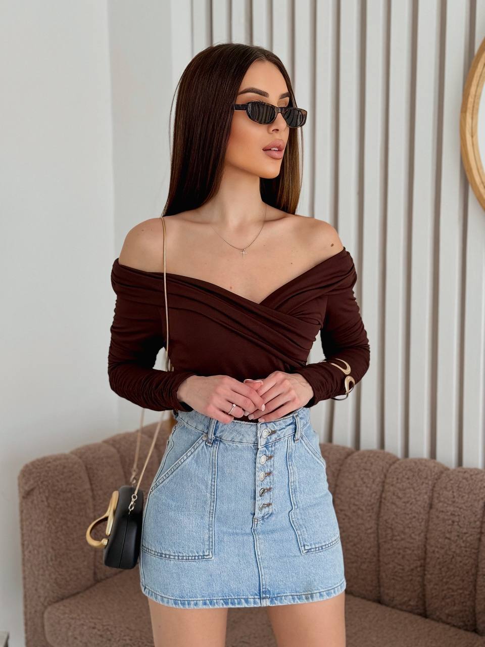 Боді з відкритими плечима