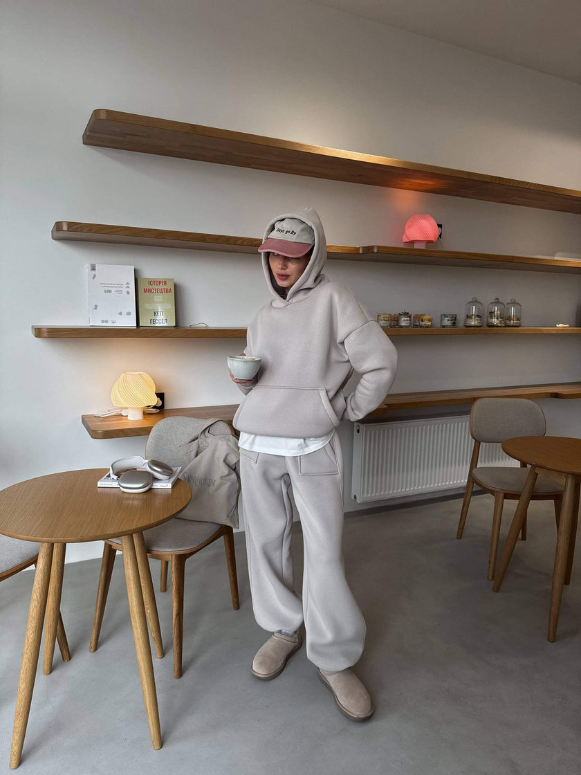 Жіночий спортивний костюм на флісі (худі + штани)