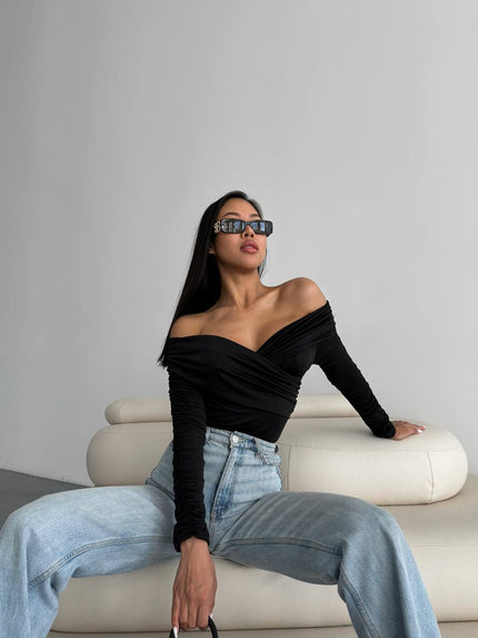 Боді з відкритими плечима